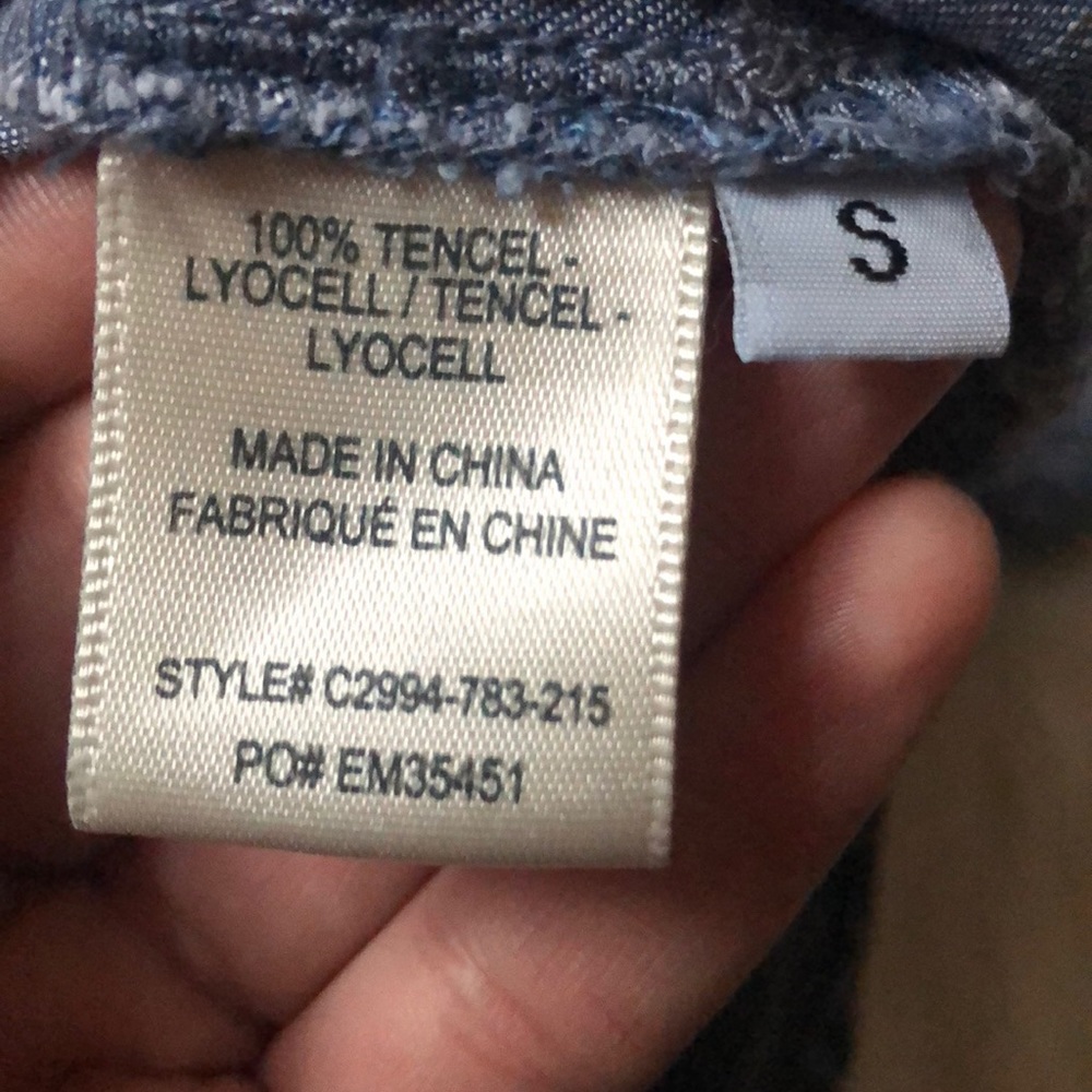 Cloth & Stone denim top - Picture 5 of 5